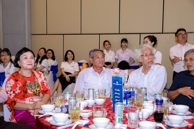 Ảnh Gala
