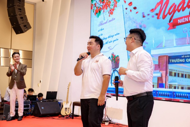 Ảnh Gala